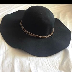 Black felt hat